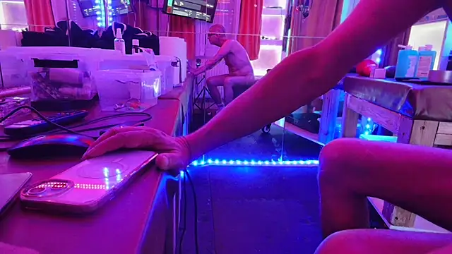 ffistingexpert online show from June 9, 7:48 pm
