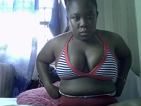 Snapshot of Sweetass-B chatting on June 2, 5:07 am Sweetass-B online show from June 2, 5:07 am