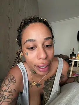 Kira nyxx online show from July 3, 12:22 pm