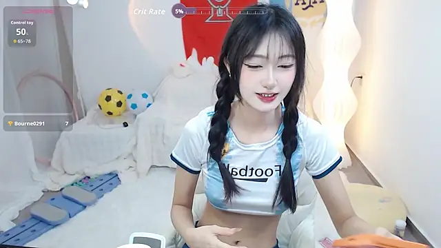 Snapshot of Lucya-a chatting on July 3, 1:50 pm Lucya-a online show from July 3, 1:50 pm