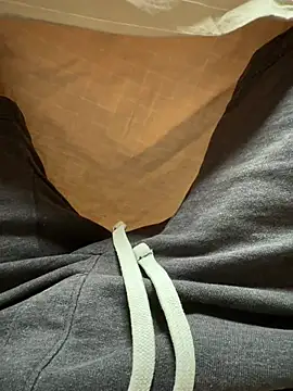 Pierre20cm21ans online show from May 31, 1:28 pm