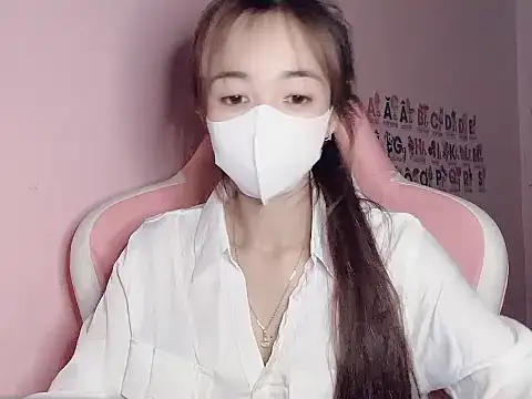 Alee8668 online show from July 6, 4:42 pm