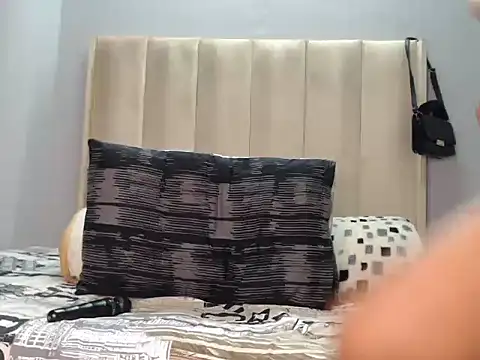 QueenZara 202 online show from June 26, 2:45 pm
