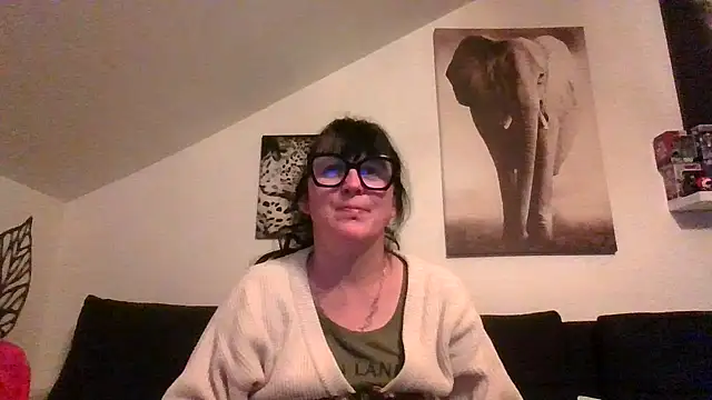 sexujuly88 online show from May 1, 8:47 pm
