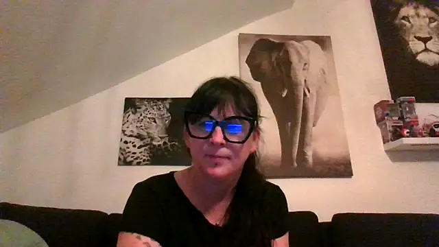 Snapshot of sexujuly88 chatting on July 8, 8:42 pm sexujuly88 online show from July 8, 8:42 pm