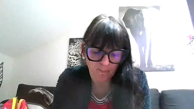 Snapshot of sexujuly88 chatting on June 11, 7:16 am sexujuly88 online show from June 11, 7:16 am