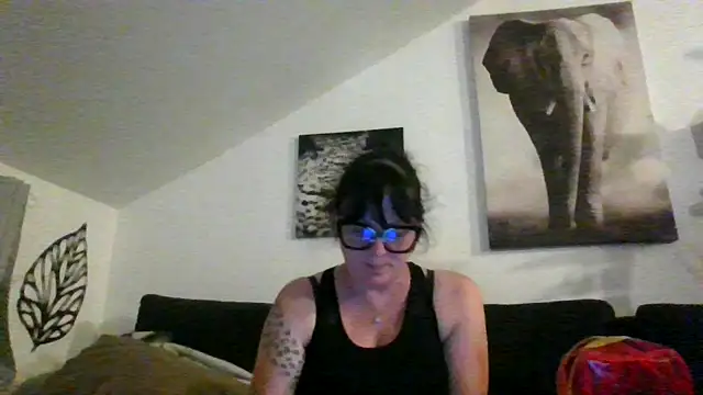 Snapshot of sexujuly88 chatting on June 29, 9:03 pm sexujuly88 online show from June 29, 9:03 pm