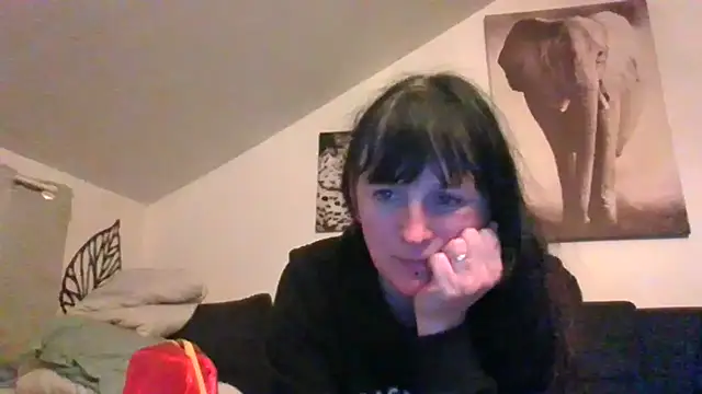 sexujuly88 online show from April 15, 9:37 pm