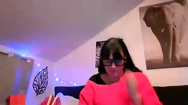 sexujuly88 online show from January 12, 9:52 pm