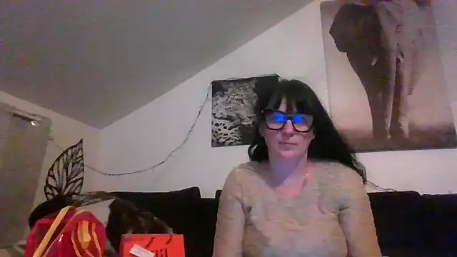 sexujuly88 online show from December 21, 10:32 pm