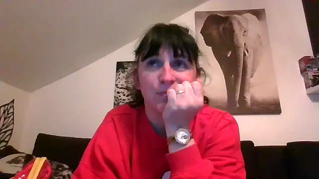 sexujuly88 online show from May 11, 9:23 pm