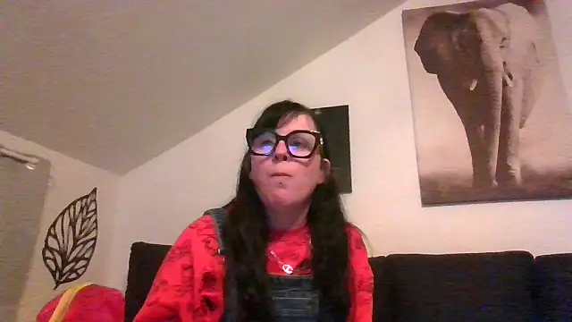 sexujuly88 online show from May 15, 9:35 pm