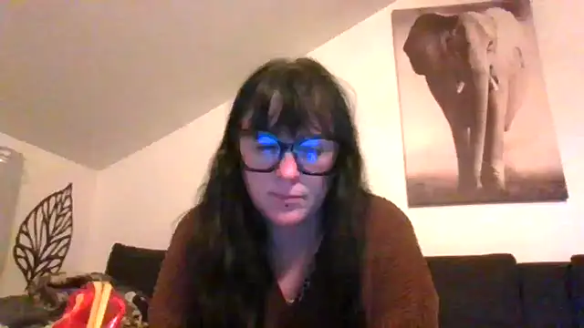 sexujuly88 online show from May 5, 8:56 pm