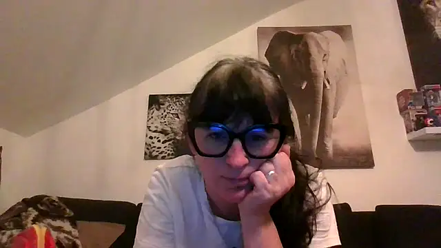 Snapshot of sexujuly88 chatting on June 18, 8:36 pm sexujuly88 online show from June 18, 8:36 pm
