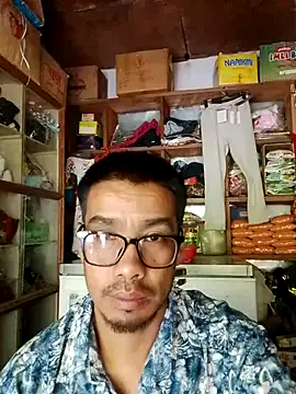Snapshot of dertyking1 chatting on June 2, 11:54 am dertyking1 online show from June 2, 11:54 am