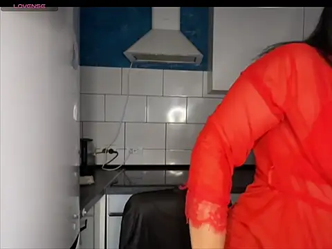 Annbigass online show from June 1, 3:18 am