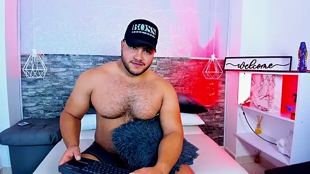 apolorusso online show from August 5, 10:31 am