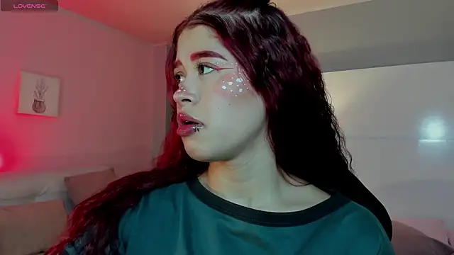 Snapshot of Valka_teen1 chatting on July 8, 4:02 am Valka teen1 online show from July 8, 4:02 am