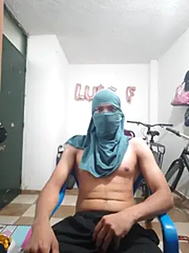 Snapshot of Cristianwiwif chatting on June 20, 1:49 pm Cristianwiwif online show from June 20, 1:49 pm