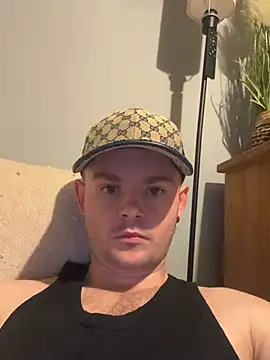Ronnie153 online show from August 4, 8:46 pm