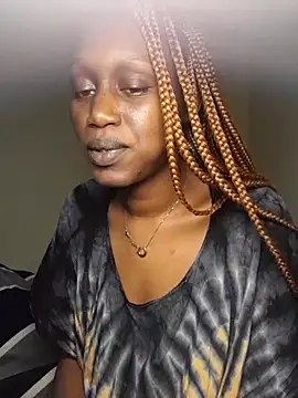ellyhakz online show from June 20, 12:10 pm