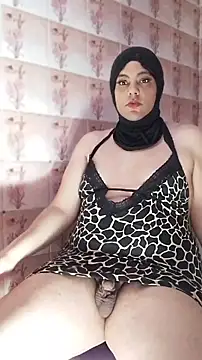 LenaQPeach online show from July 5, 1:32 am