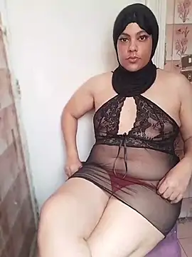 LenaQPeach online show from June 9, 11:11 am