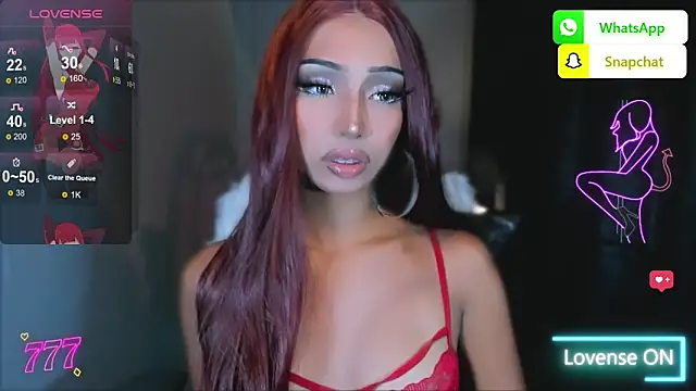Snapshot of Attractive_Goddess_Isla chatting on June 1, 3:44 pm Attractive Goddess Isla online show from June 1, 3:44 pm