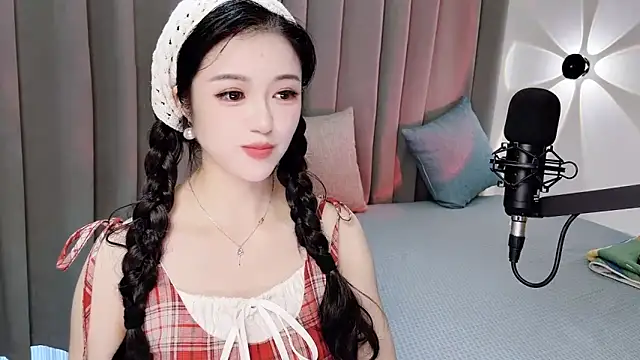Momo-Wow online show from June 19, 6:52 am
