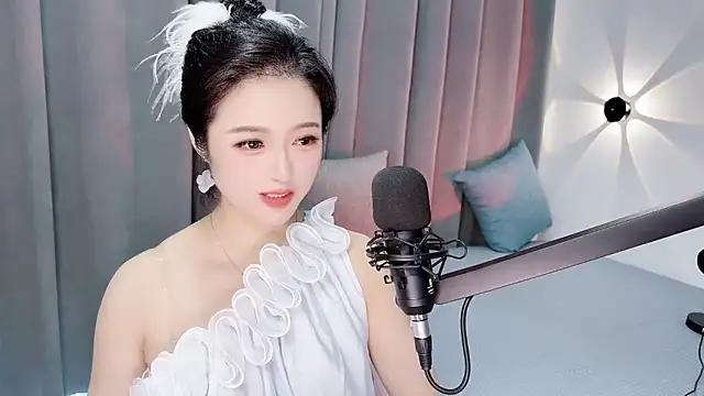 Momo-Wow online show from July 11, 6:03 am