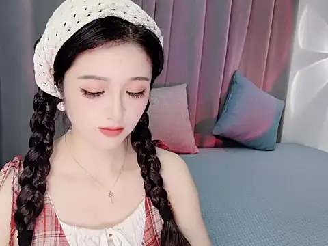 Momo-Wow online show from June 4, 6:18 am