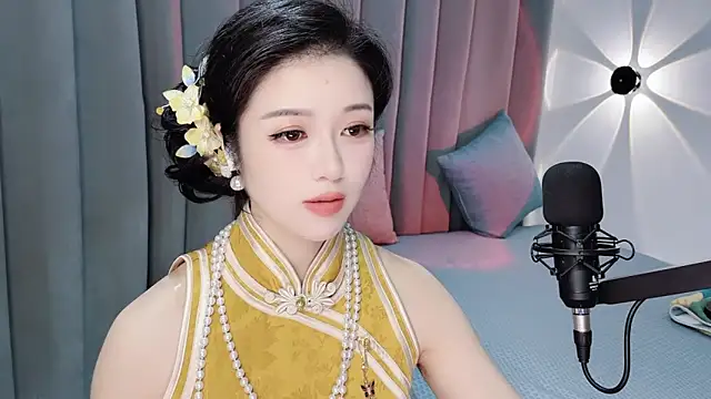 Momo-Wow online show from June 26, 6:19 am