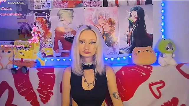 Snapshot of Katia_Nabiee chatting on July 17, 5:04 am Katia Nabiee online show from July 17, 5:04 am