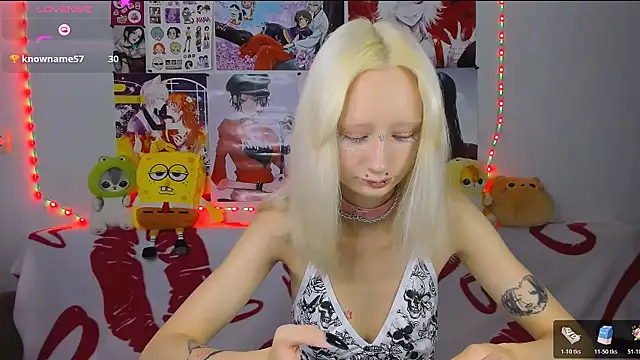 Snapshot of Katia_Nabiee chatting on June 16, 4:23 am Katia Nabiee online show from June 16, 4:23 am
