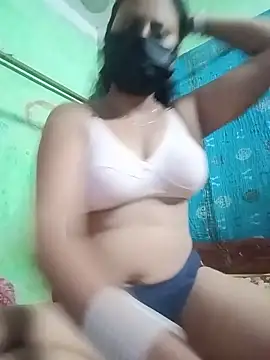 Sayanichatterjee024 online show from June 12, 7:28 am