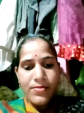 Snapshot of siwanijha007 chatting on July 19, 10:34 am siwanijha007 online show from July 19, 10:34 am