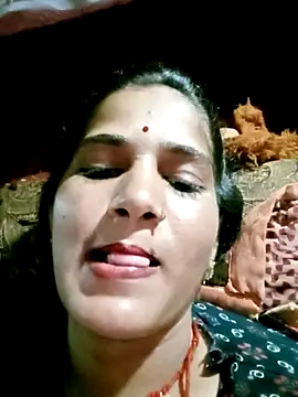 Snapshot of siwanijha007 chatting on July 19, 10:39 pm siwanijha007 online show from July 19, 10:39 pm