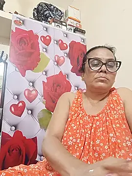 Snapshot of chatterjeesayani567 chatting on June 23, 5:44 pm chatterjeesayani567 online show from June 23, 5:44 pm