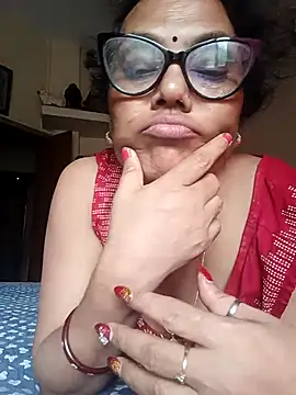 Snapshot of chatterjeesayani567 chatting on July 14, 11:05 am chatterjeesayani567 online show from July 14, 11:05 am