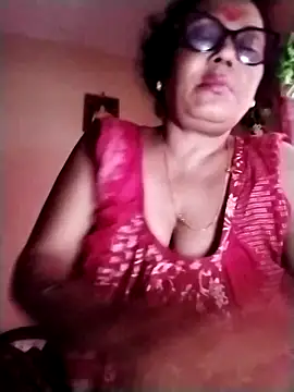 Snapshot of chatterjeesayani567 chatting on July 15, 2:07 am chatterjeesayani567 online show from July 15, 2:07 am