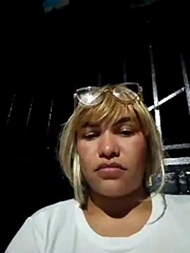 naty7273 online show from June 1, 6:35 am
