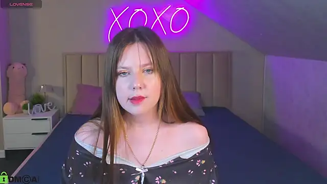 Violeta Paul online show from June 7, 1:00 am