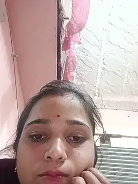 Snapshot of HODEEPA45 chatting on June 1, 10:37 am HODEEPA45 online show from June 1, 10:37 am