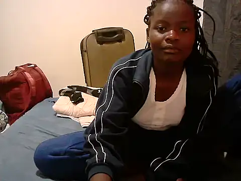 BerryJulie online show from June 2, 3:01 pm