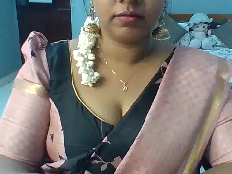 Snapshot of Tamil_hot_Meenu chatting on June 11, 3:42 pm Tamil hot Meenu online show from June 11, 3:42 pm
