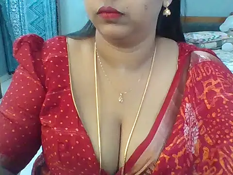 Snapshot of Tamil_hot_Meenu chatting on June 24, 8:13 am Tamil hot Meenu online show from June 24, 8:13 am