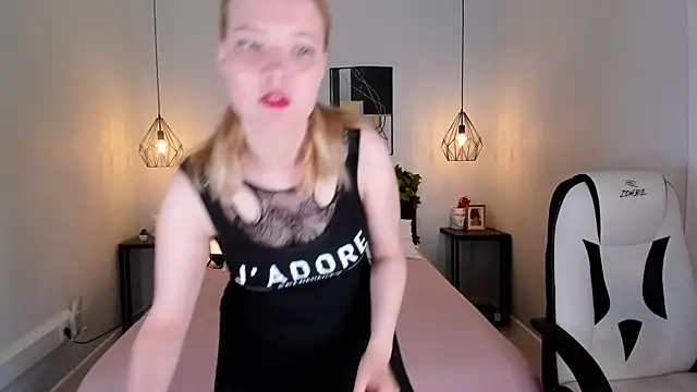 Snapshot of anita_Hitteys chatting on June 15, 7:52 am anita Hitteys online show from June 15, 7:52 am