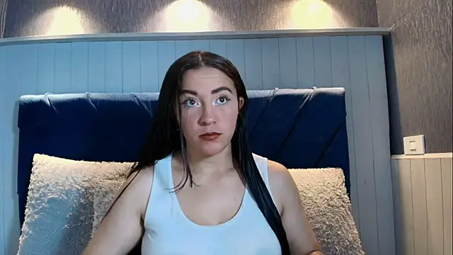 Snapshot of Lyannasex chatting on June 29, 7:13 pm Lyannasex online show from June 29, 7:13 pm