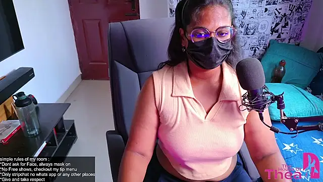 Snapshot of thea_rachel chatting on July 13, 4:12 am thea rachel online show from July 13, 4:12 am