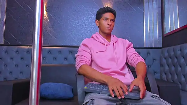 Yoel Blessed online show from June 28, 7:31 pm